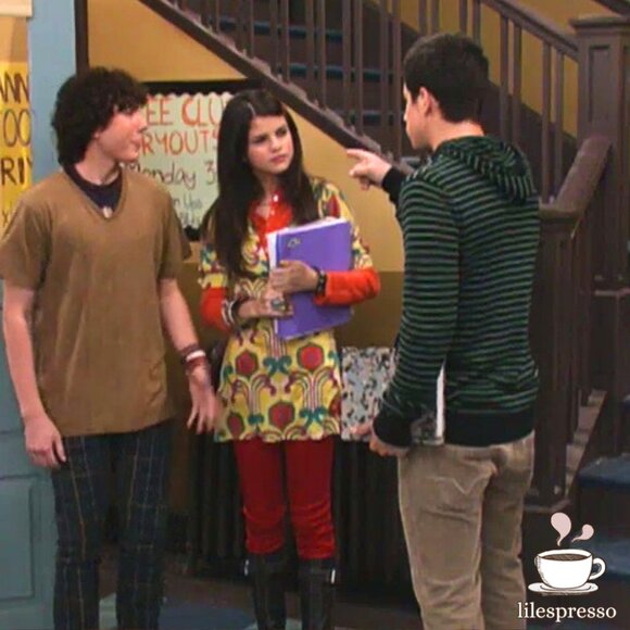 RARE funky mod print blouse ASO alex russo wizards of waverly place (XS) - Picture 3 of 8